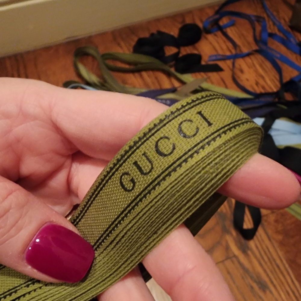 Green Linen Authentic Gucci Ribbon - 111" Long - Picture 2 of 5